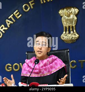 New Delhi, Inde. 28 novembre 2024. NEW DELHI, INDE - NOVEMBRE 28 : le ministre en chef de Delhi, M. Atishi, prononce une conférence de presse au Secrétariat de Delhi le 28 novembre 2024 à New Delhi, Inde. (Photo de Arvind Yadav/Hindustan Times/Sipa USA) crédit : Sipa USA/Alamy Live News Banque D'Images