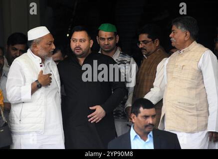 Patna, Inde. 28 novembre 2024. PATNA, INDE - NOVEMBRE 28 : le chef de l'opposition Tejashwi Yadav lors de la session d'hiver devant l'Assemblée du Bihar le 28 novembre 2024 à Patna, Inde. (Photo de Santosh Kumar/Hindustan Times/Sipa USA) crédit : Sipa USA/Alamy Live News Banque D'Images