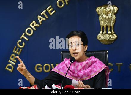 New Delhi, Inde. 28 novembre 2024. NEW DELHI, INDE - NOVEMBRE 28 : le ministre en chef de Delhi, M. Atishi, prononce une conférence de presse au Secrétariat de Delhi le 28 novembre 2024 à New Delhi, Inde. (Photo de Arvind Yadav/Hindustan Times/Sipa USA) crédit : Sipa USA/Alamy Live News Banque D'Images