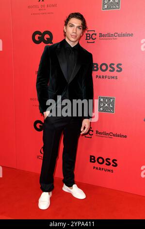 Elias Becker BEI der 26. Verleihung der GQ Men of the Year Awards 2024 in der Orangerie Schloss Charlottenburg. Berlin, 28.11.2024 *** Elias Becker au 26e GQ Men of the Year Awards 2024 à l'Orangerie Schloss Charlottenburg Berlin, 28 11 2024 Foto:XF.xKernx/xFuturexImagex gq berlin 4194 Banque D'Images