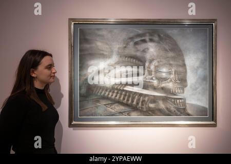 Christie's, Londres, Royaume-Uni. 29 novembre 2024. Les soldes Classic week ont lieu du 3 au 12 décembre, y compris la première vente dédiée à Science Fiction et Fantasy chez Christie's.. Les faits saillants incluent : Science Fiction and Fantasy : Dune VI, H.R. Giger (1940-2014), estimation £40,000-60,000. Crédit : Malcolm Park/Alamy Live News Banque D'Images