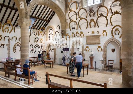 Royaume-Uni, Angleterre, Rutland, Oakham, château d'Oakham, intérieur, visiteurs Banque D'Images