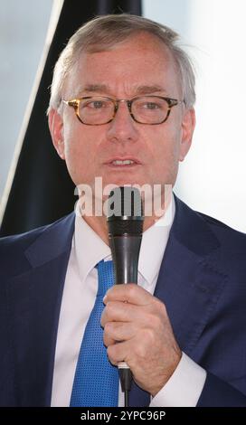 Bruxelles, Belgique. 29 novembre 2024. Vincent de Wolf, maire d’Etterbeek, photographié lors d’une cérémonie pour les nouveaux maires de la région de Bruxelles-capitale, vendredi 29 novembre 2024, à Bruxelles. BELGA PHOTO BENOIT DOPPAGNE crédit : Belga News Agency/Alamy Live News Banque D'Images