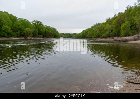Vue panoramique sur le fleuve Mississippi près de Minnehaha Falls, Minnesota Banque D'Images