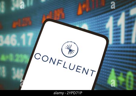 22 janvier 2024, Brésil. Dans cette illustration photo, le logo confluent, Inc est affiché sur l'écran d'un smartphone Banque D'Images