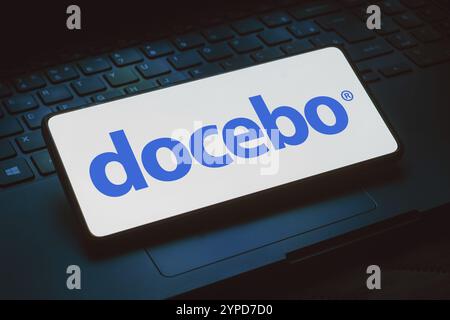 22 janvier 2024, Brésil. Dans cette illustration photo, le logo Docebo Inc est affiché sur l'écran d'un smartphone Banque D'Images