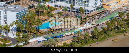 Vue aérienne du Resort et du front de mer à Benalmadena, Espagne Banque D'Images