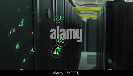 Illustration des icônes écologiques au-dessus de la salle des serveurs Banque D'Images