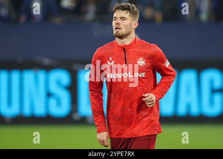 Gelsenkirchen, Deutschland. 29 novembre 2024. 2. Bundesliga - FC Schalke 04 - 1. FC Kaiserslautern AM 29.11.2024 in der Veltins-Arena auf Schalke Jan Elvedi (Kaiserslautern 33) Foto : les réglementations de la DFL d'osnapix interdisent toute utilisation de photographies comme séquences d'images et/ou quasi-vidéo crédit : dpa/Alamy Live News Banque D'Images