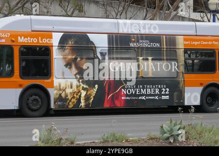 Los Angeles, Californie, USA 29 novembre 2024 bus Gladiator II avec Denzel Washington le 29 novembre 2024 à Los Angeles, Californie, USA. Photo de Barry King/Alamy Stock photo Banque D'Images