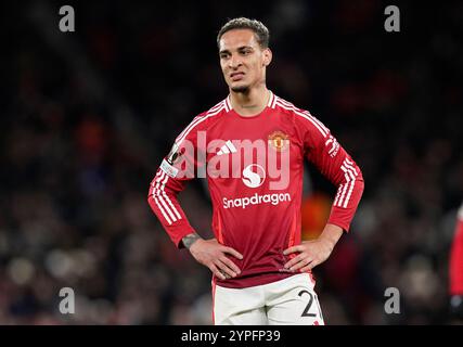 Manchester, Royaume-Uni. 28 novembre 2024. Antony de Manchester United lors du match de l'UEFA Europa League à Old Trafford, Manchester. Le crédit photo devrait se lire : Andrew Yates/Sportimage crédit : Sportimage Ltd/Alamy Live News Banque D'Images