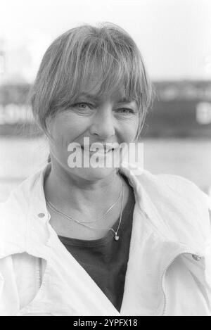 Karin Baal Schauspielerin 09/85 cho Karin Baal im septembre 1985 à Hambourg Deutschland deutsche Frau Schauspiel film TV Fernsehen actrice allemande hoch Porträt lächelnd SW *** Karin Baal actrice 09 85 cho Karin Baal en septembre 1985 à Hambourg Allemagne Allemagne allemande femme acteur TV télévision actrice allemande haut portrait souriant SW Banque D'Images