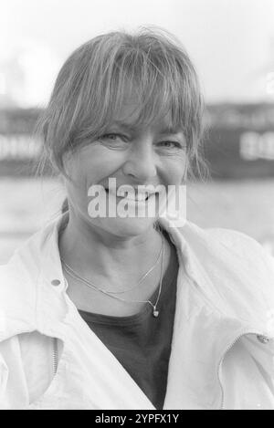 Karin Baal Schauspielerin 09/85 cho Karin Baal im septembre 1985 à Hambourg Deutschland deutsche Frau Schauspiel film TV Fernsehen actrice allemande hoch Porträt lächelnd SW *** Karin Baal actrice 09 85 cho Karin Baal en septembre 1985 à Hambourg Allemagne Allemagne allemande femme acteur TV télévision actrice allemande haut portrait souriant SW Banque D'Images