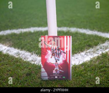 30 novembre 2024 ; Bet365 Stadium, Stoke, Staffordshire, Angleterre; EFL Championship Football, Stoke City versus Burnley ; le programme de match pour le match Banque D'Images