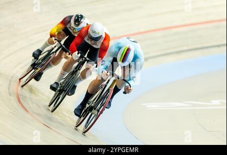 APELDOORN - Harry Lavreysen en action lors du premier sprint de l'UCI Track Champions League à Omnisport. C'était le troisième tour de la compétition de cyclisme sur piste. ANP IRIS VAN DEN BROEK crédit : ANP/Alamy Live News Banque D'Images