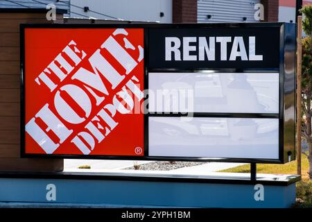 Vue extérieure de l'enseigne Home Depot le 30 novembre 2024 à Saratoga Springs, Utah, USA. Le Home Depot a été fondé en 1978 par Bernie Marcus. Banque D'Images