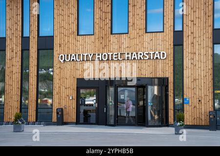 Harstad, Norvège - 07.2024 : extérieur du Quality Hotel Harstad à Harstad, Norvège Banque D'Images