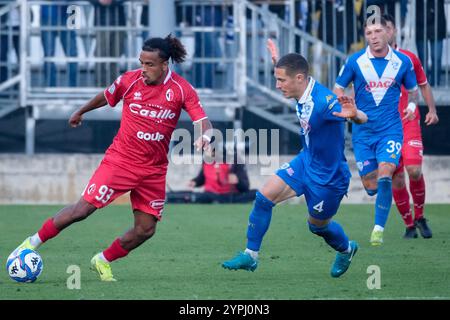 Brixia, Italie. 30 novembre 2024. Mehdi Dorval de SSC Bari lors du match de championnat italien de Serie B entre Brescia Calcio et SSC Bari au stade Mario Rigamonti le 30 novembre 2024, Brixia, Italie. Crédit : Roberto Tommasini/Alamy Live News Banque D'Images