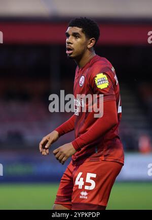 Tyreece John-Jules de Crawley Town lors du match de 2e tour de la FA Cup entre Crawley Town et Lincoln City au Broadfield Stadium de Crawley. Banque D'Images