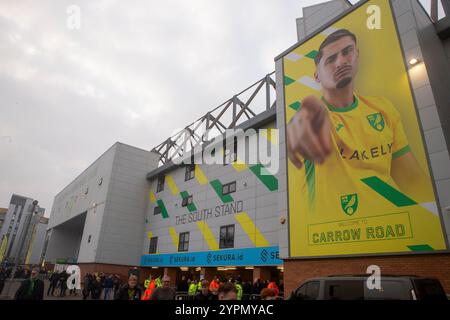 Norwich, Royaume-Uni. 30 novembre 2024. Une vue générale du stade du Norwich City Football Club avant le match du Sky Bet Championship entre Norwich City et Luton Town à Carrow Road, Norwich le samedi 30 novembre 2024. (Photo : David Watts | mi News) crédit : MI News & Sport /Alamy Live News Banque D'Images