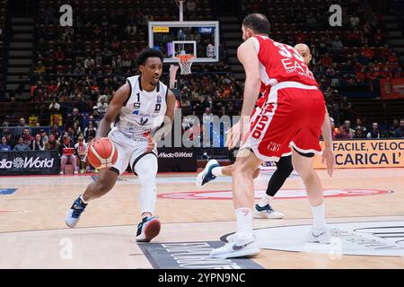 Christian Vital (Bertram Derthona Tortona) lors de l'EA7 Emporio Armani Milano vs Bertram Derthona Tortona, match italien de basket-ball Serie A à Assago (mi), Italie, 01 décembre 2024 Banque D'Images