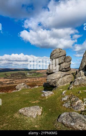 Tor ; selle ; Royaume-Uni ; à Dartmoor au nord vers The Haytor Downs Banque D'Images