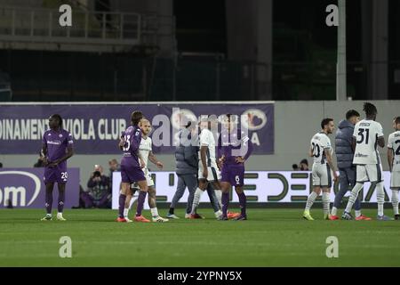 Firenze, Italie. 1er décembre 2024. Les joueurs quittent le terrain lors du match Serie A Enilive 2024/2025 entre Fiorentina et Inter - Serie A Enilive au stade Artemio franchi - Sport, Football - Florence, Italie - dimanche 1 décembre 2024 (photo Massimo Paolone/LaPresse) crédit : LaPresse/Alamy Live News Banque D'Images