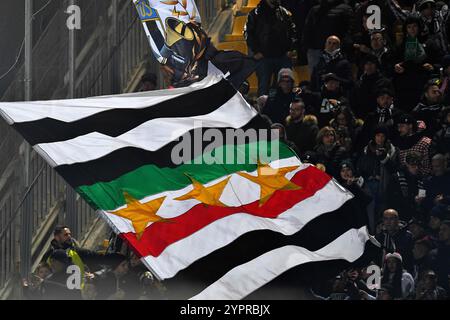 Lecce, Italie. 1er décembre 2024. Fans et supporters de la Juventus FC lors du match de Serie A Enilive entre l'US Lecce et la Juventus FC au stade via del Mare à Lecce, en Italie, dimanche 1er décembre 2024. (Crédit image : &#xa9 ; Giovanni Evangelista/LaPresse) crédit : LaPresse/Alamy Live News Banque D'Images