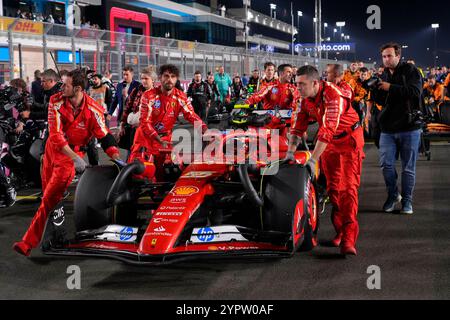 1er décembre 2024, circuit international de Losail, Doha, formule 1 Qatar Airways Qatar Grand Prix 2024, sur la photo Carlos Sainz Jr. (ESP), Scuderia Ferrari HP Banque D'Images