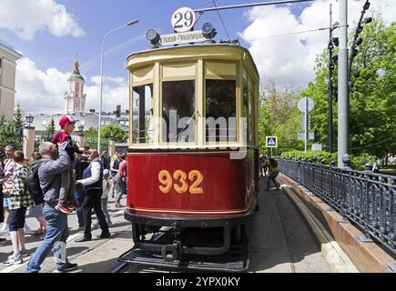 MOSCOU, RUSSIE, Jube 4, 2022 : une vieille voiture de tramway (construite en 1930) au Festival annuel du tramway de Moscou. Moscou, boulevard Chistoprudny Banque D'Images