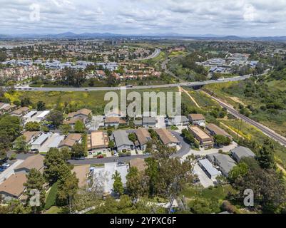 Vue aérienne sur les maisons et les condos à San Diego, Californie, États-Unis, Amérique du Nord Banque D'Images