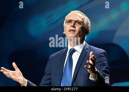 Photo du dossier - Carlos Tavares Directeur général de Stellantis lors d'un discours au Paris Automotive Summit 2024 le 15 octobre 2024. Chaque année, ce salon à ne pas manquer rassemble des leaders et des entreprises du secteur automobile mondial. Carlos Tavares, directeur général de Stellantis, a démissionné brutalement dimanche, deux mois après un avertissement de profit chez le fabricant de Jeep, Fiat et Peugeot qui a perdu environ 40% de sa valeur cette année. La société a déclaré qu'elle chercherait à trouver un nouveau PDG au cours du premier semestre 2025. Directeur indépendant senior Henri de Castries a déclaré dans un communiqué Tha Banque D'Images