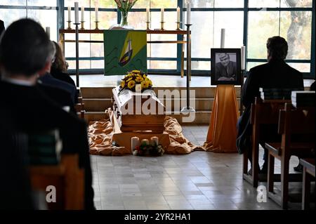 Trauerfeier für Manfred Graf von Roon * 15.08.1933 Krobnitz, Oberlausitz, 04.10.2024 Berlin in der Kirche am Lietzensee. Berlin, 05.11.2024 Berlin Allemagne *** funérailles pour Manfred Graf von Roon 15 08 1933 Krobnitz, Oberlausitz, 04 10 2024 Berlin dans l'église du Lietzensee Berlin, 05 11 2024 Berlin Allemagne Copyright : xMatthiasxWehnertx Banque D'Images