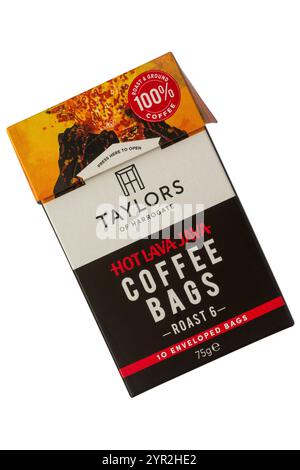 Boîte de Taylors Hot Lava Java Coffee Bag sacs de café emballés individuellement isolé sur fond blanc Banque D'Images