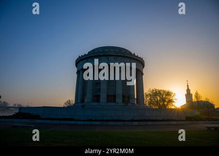 Lever du soleil au mémorial George Rogers Clark Banque D'Images