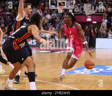 Bonn, Deutschland. 1er décembre 2024. Phlandrous Fleming Jr. (Bonn), Telekom Baskets Bonn vs Ratiopharm Ulm, easyCredit BBL, Journée 10, Bonn, 01.12.2024. Crédit : Juergen Schwarz/Alamy Live News Banque D'Images