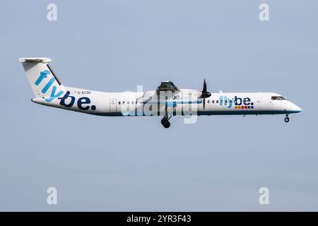 Amsterdam, pays-Bas - 4 juillet 2017 : avion de passagers Flybe à l'aéroport. Planifiez un vol. Aviation et aéronefs. Transport aérien. Internat mondial Banque D'Images