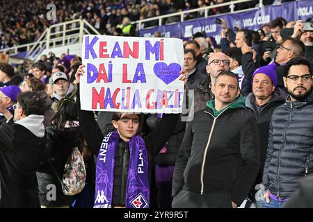 1er décembre 2024, stade Artemio franchi, Florence, Italie ; Serie A Enilive Football match ; Fiorentina versus Inter ; supporters de Fiorentina Banque D'Images