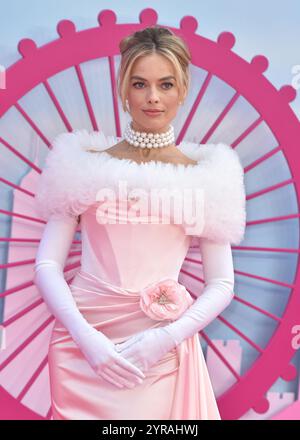 Margot Robbie assiste à ' Barbie ' - première européenne au Cineworld Leicester Square à Londres, Royaume-Uni. Lundi 12 juillet 2023. - BANG MEDIA INTERNATIONAL FAMOUS PICTURES 28 HOLMES ROAD LONDON NW5 3AB ROYAUME-UNI TEL +44 (0) 02 7485 1005 EMAIL : PICTURES@FAMOUS.UK.COM Banque D'Images