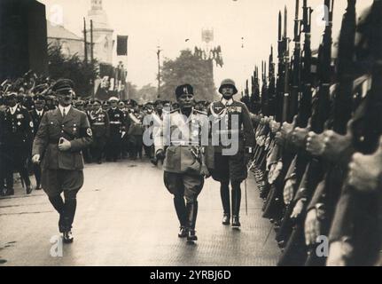 Rencontre entre le dictateur italien Benito Missolini (El Duce) et Adolf Hitler. Archive photographie européenne, années 1930 Banque D'Images