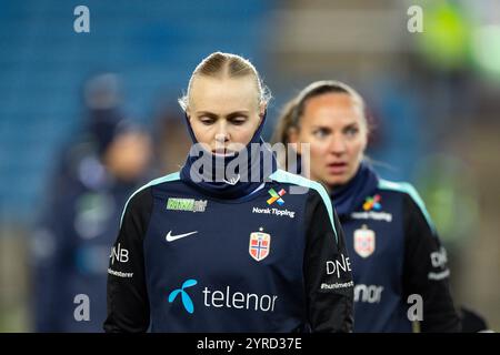 Oslo, Norvège. 03 décembre 2024. Oslo, Norvège, le 3 décembre 2024 : Karina Saevik (9 Norvège) est vue pendant l'échauffement avant le match de football des éliminatoires de l'UEFA Womens European Qualifiers Round 2 entre la Norvège et l'Irlande du Nord au stade Ullevaal à Oslo, Norvège (Ane Frosaker/SPP) crédit : SPP Sport Press photo. /Alamy Live News Banque D'Images