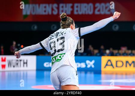 Innsbruck, Autriche. 03 décembre 2024. Handball, femmes : Championnat d'Europe, Islande - Allemagne, tour préliminaire, Groupe F, Hall olympique. L'allemande Julia Behnke célèbre. Crédit : Marco Wolf/dpa/Alamy Live News Banque D'Images