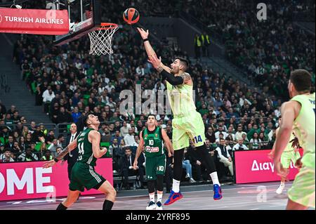 Athènes, Athènes, Grèce. 3 décembre 2024. 14 WILLY HERNANGOMEZ du FC Barcelone joue lors de l'Euroleague, Round 13 match entre le Panathinaikos AKTOR Athènes et le FC Barcelone à l'OAKA Altion Arena à Athènes, Grèce, le 3 décembre 2024. (Crédit image : © Stefanos Kyriazis/ZUMA Press Wire) USAGE ÉDITORIAL SEULEMENT! Non destiné à UN USAGE commercial ! Banque D'Images