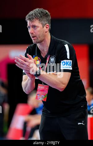 Innsbruck, Autriche. 03 décembre 2024. Handball, femmes : Championnat d'Europe, Islande - Allemagne, tour préliminaire, Groupe F, Hall olympique. L'entraîneur national Markus Gaugisch. Crédit : Marco Wolf/dpa/Alamy Live News Banque D'Images