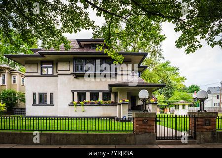 Chicago, il États-Unis - 21 juillet 2017 : situé à Oak Park, l'Edward R. Hills House, alias The Hills–DeCaro House, est le plus remarquable pour un remodelage par arc en 1906 Banque D'Images