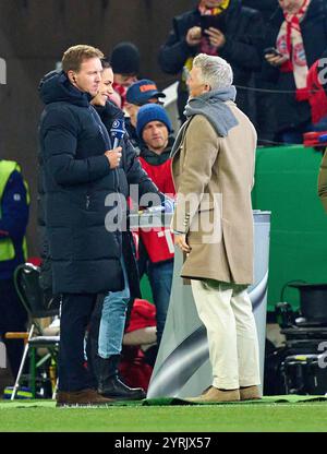 Munich, Allemagne. 03 décembre 2024. Julian Nagelsmann, entraîneur de la DFB, Bundestrainer, Nationaltrainer, dans une interview télévisée avec Esther Sedlaczek, présentatrice ARD Sport Moderatorin, Sportmoderatorin, Journalistin, et Bastian SCHWEINSTEIGER, co-modérateur ARD dans le match DFB-Pokal FC BAYERN MUENCHEN - BAYER 04 LEVERKUSEN 0-1 de la Coupe d'Allemagne de football le 3 décembre 2024 à Munich, Allemagne. Saison 2024/2025 photographe : ddp images/STAR-images - LA RÉGLEMENTATION DFB INTERDIT TOUTE UTILISATION DE PHOTOGRAPHIES comme SÉQUENCES D'IMAGES et/ou QUASI-VIDÉO - crédit : ddp Media GmbH/Alamy Live News Banque D'Images