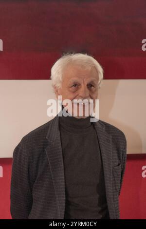 TURIN, ITALIE - NOVEMBRE 26 : Miche Placido participe au 42e Festival du film de Turin 2024 Banque D'Images