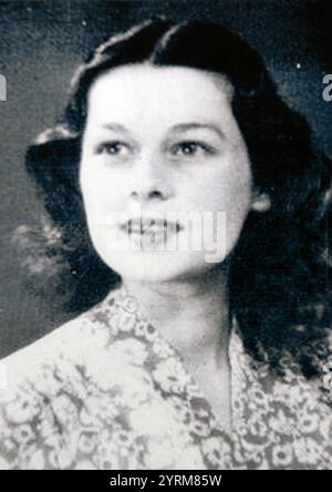 Violette Szabo, (1921 ? 1945) agent britannique/français du Special Operations Executive (SOE) pendant la seconde Guerre mondiale et récipiendaire posthume de la George Cross. Lors de sa deuxième mission en France occupée, Szabo est capturée par l'armée allemande, interrogée, torturée et déportée au camp de concentration de Ravensbr?CK en Allemagne, où elle est exécutée. Banque D'Images