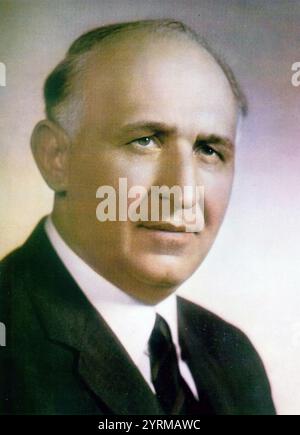 Todor Hristov Zhivkov (1911 ? 1998) était un homme politique communiste bulgare qui a été premier secrétaire du Comité central du Parti communiste bulgare de 1954 à 1989 et président de la Bulgarie de 1971 à 1989. Pendant son mandat, la Bulgarie était sous un système de parti unique et étroitement alignée sur l'Union soviétique. Banque D'Images