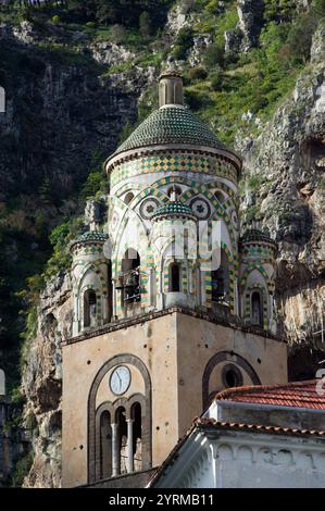 Clocher du Chiostro del Paradiso. Amalfi. Côte amalfitaine. Campanie. Italie. Banque D'Images